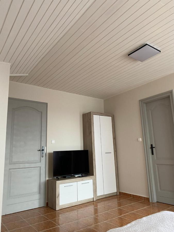 Silence Apartmanhaz 佐洛卡罗斯 外观 照片