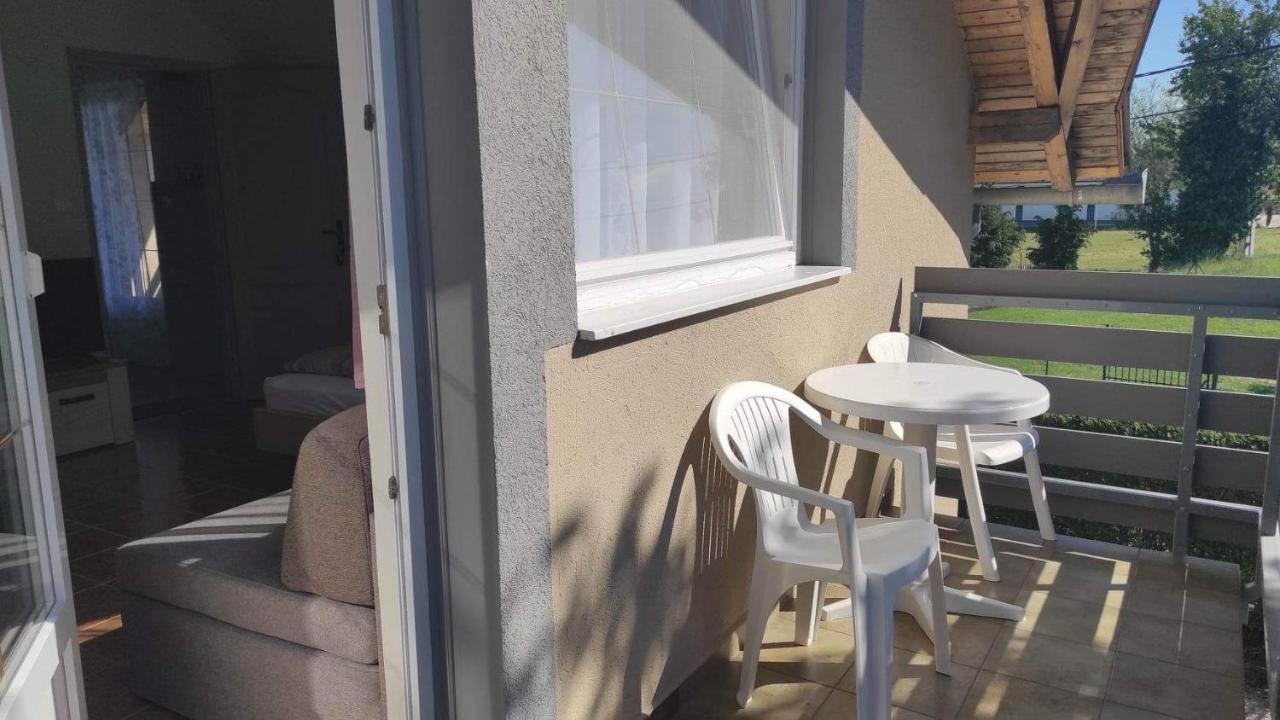Silence Apartmanhaz 佐洛卡罗斯 外观 照片