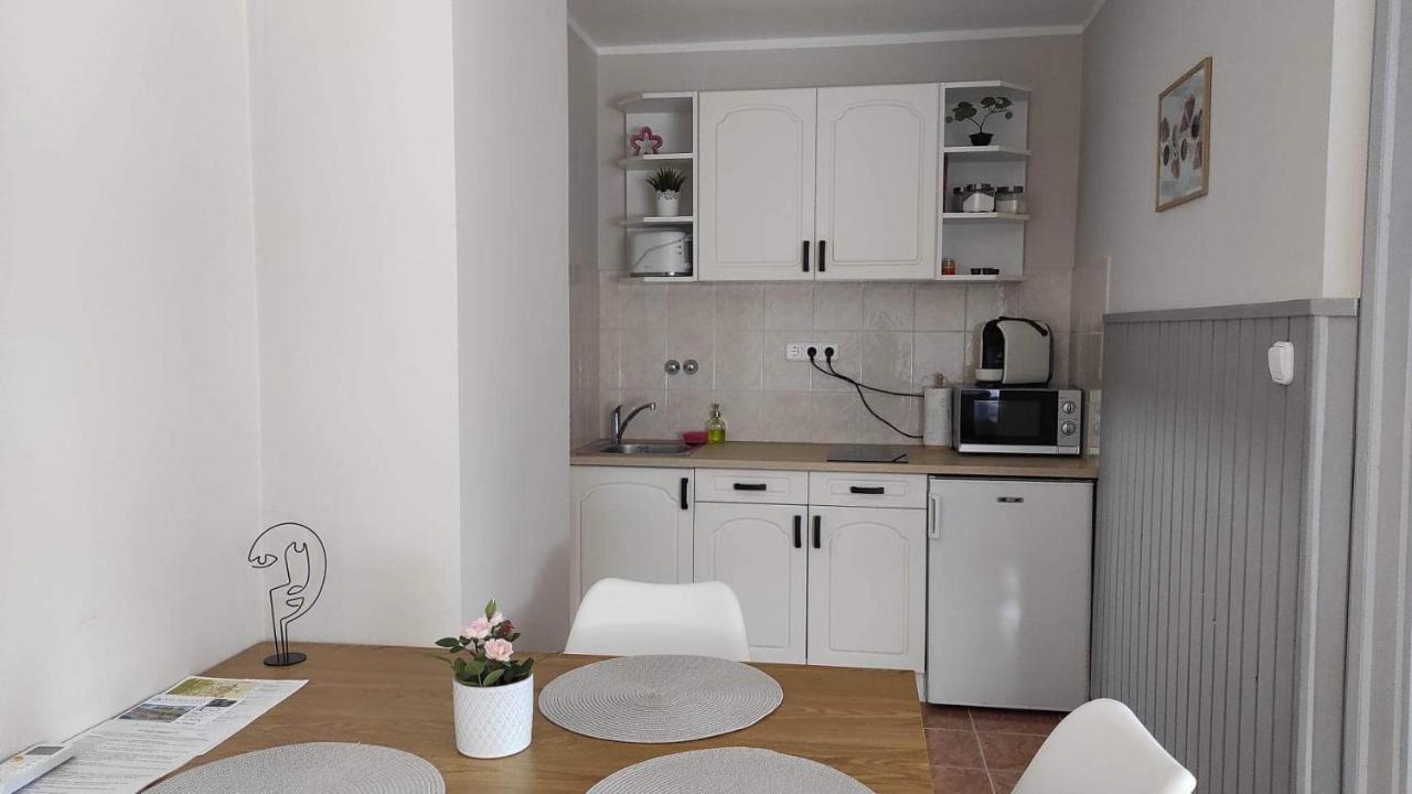 Silence Apartmanhaz 佐洛卡罗斯 外观 照片